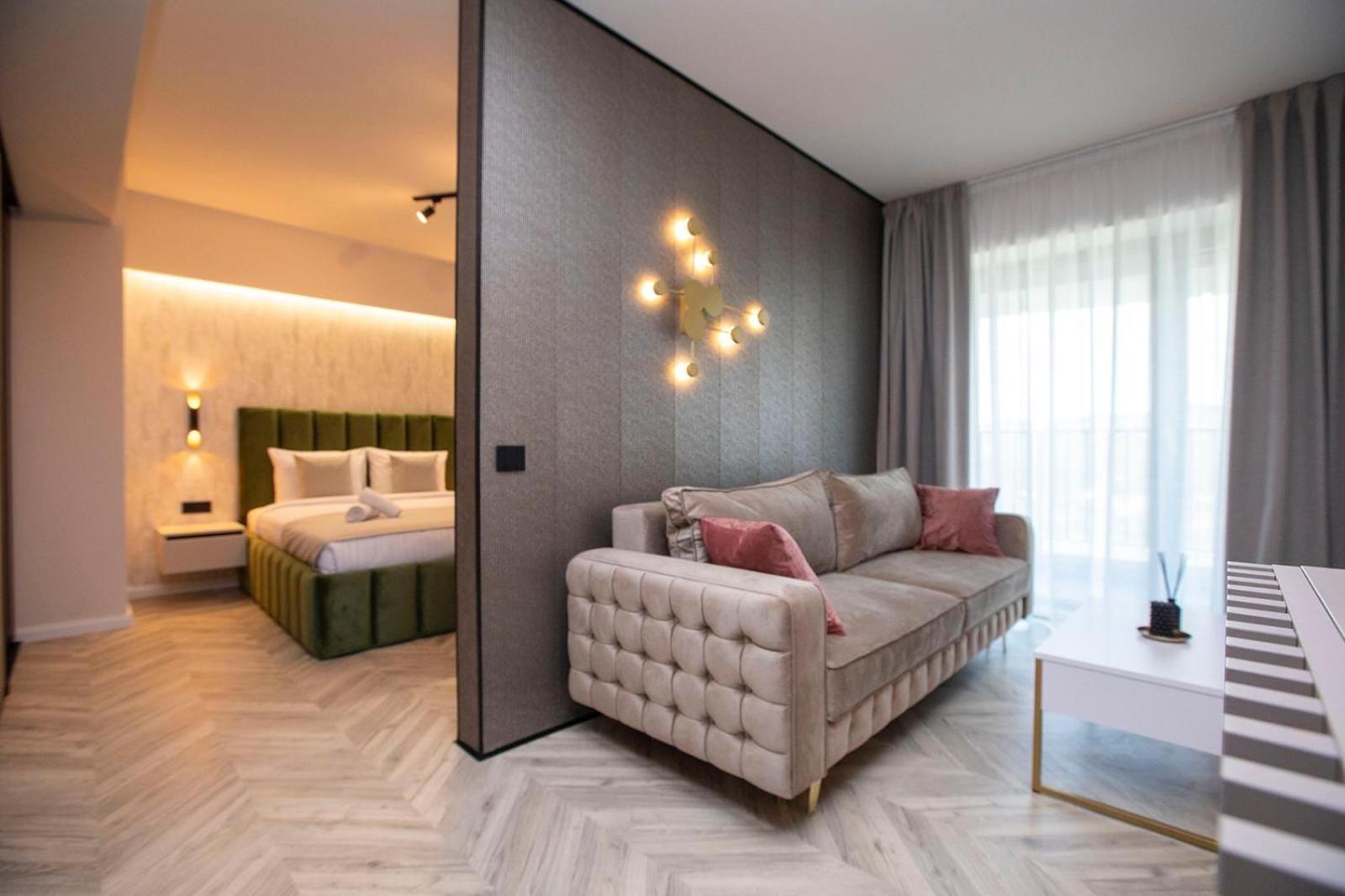 Boudoir Apartment City Tower - 15Th Floor Cluj-Napoca Buitenkant foto