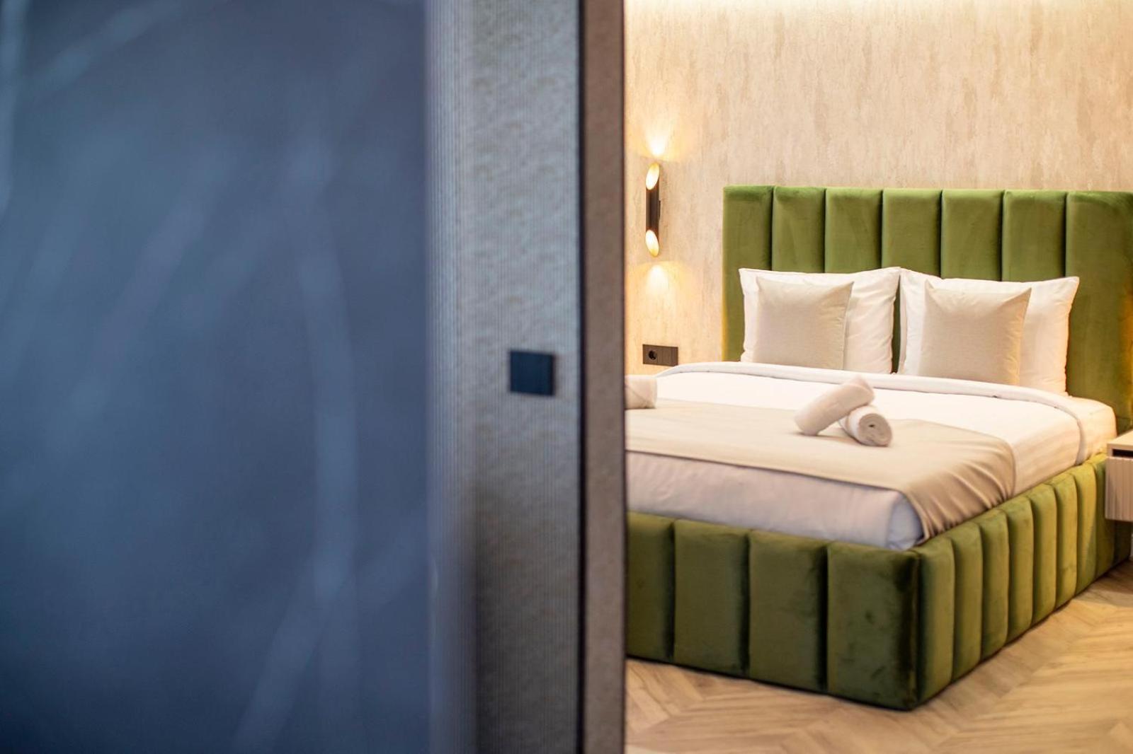 Boudoir Apartment City Tower - 15Th Floor Cluj-Napoca Buitenkant foto